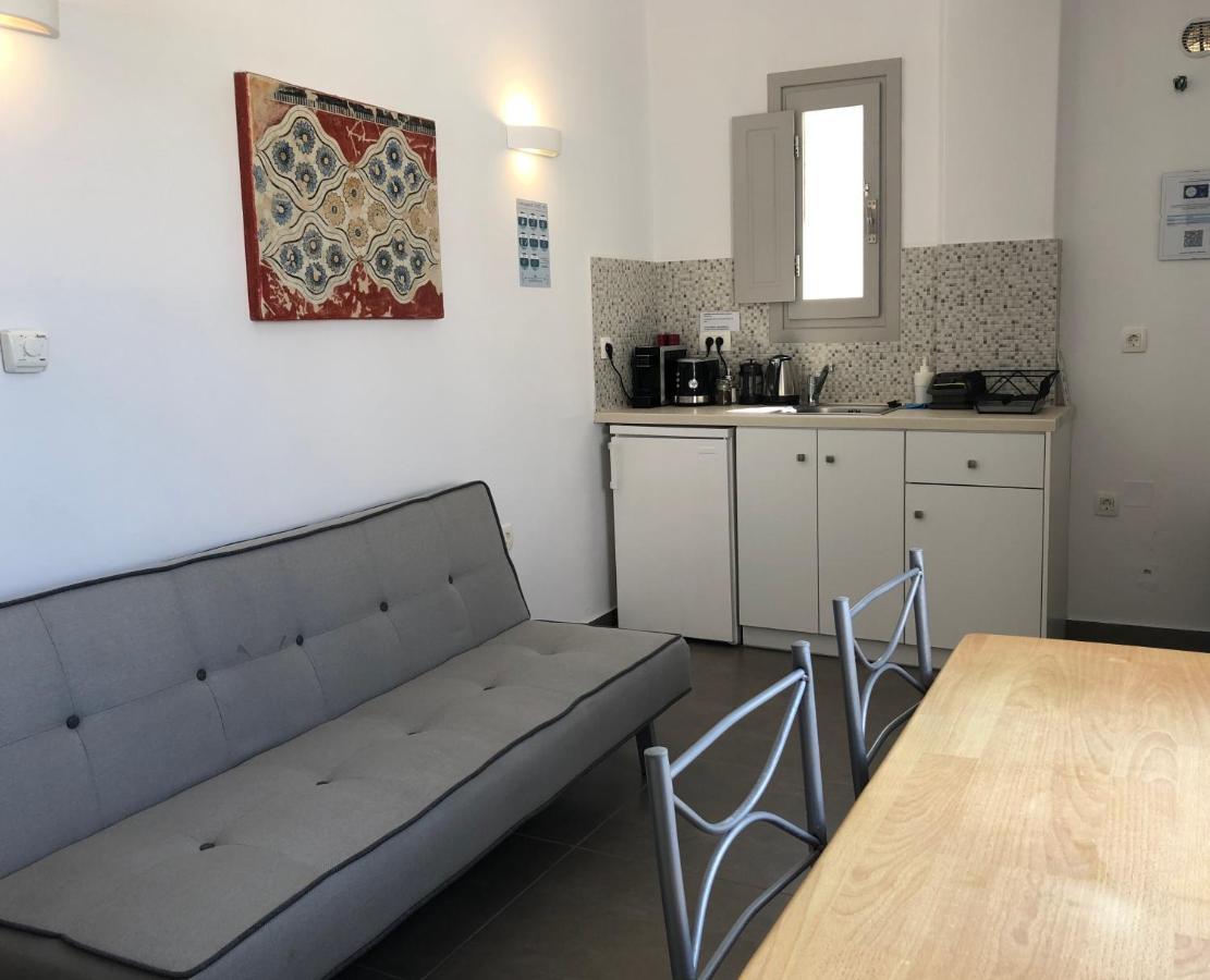 Apartment For 2-3 People Megalochori  Buitenkant foto